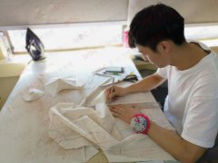 在深圳如何选择优秀的服装设计培训学校，答案在这里揭晓！